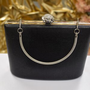 Puzderko z ozdobnego materiału ze wzorem skóry